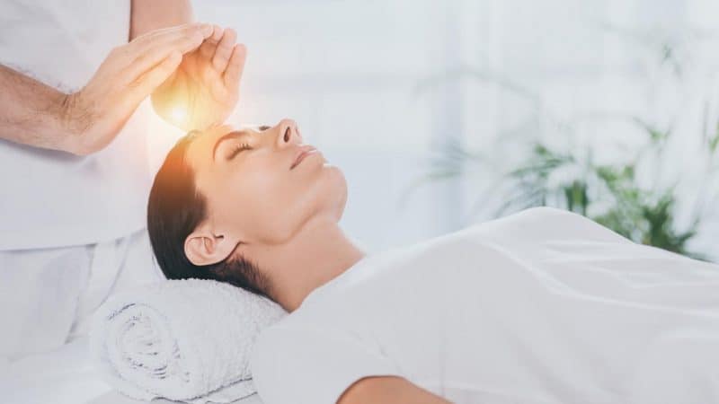 What to Expect in a Reiki Session